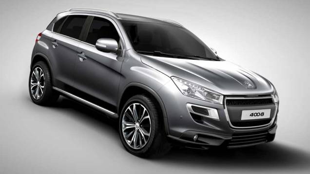 Externamente, modelo conta com detalhes cromados e rodas de 18 polegadas | <a href="https://quatrorodas.abril.com.br/saloes/genebra/2012/peugeot-4008-678756.shtml" rel="migration">Leia mais</a>