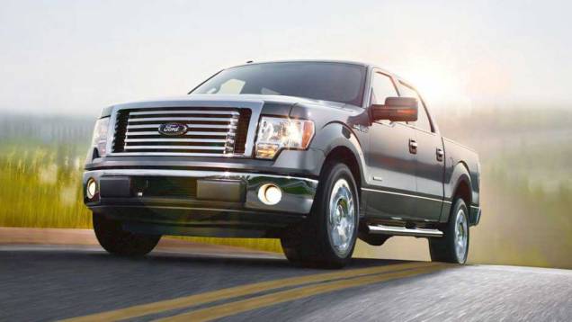 F-150 é a picape de entrada da Ford comercializada nos EUA | <a href="https://quatrorodas.abril.com.br/noticias/nova-linha-ford-f-150-ganha-camera-dianteira-303573_p.shtml" rel="migration">Leia mais</a> F-150 é a picape de entrada da Ford comercializada nos EUA | <a href="https://quatrorodas.abril.com.br/noticias/nova-linha-ford-f-150-ganha-camera-dianteira-303573_p.shtml" rel="migration">Leia mais</a>