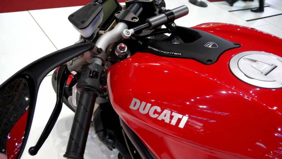 848 será montada em Manaus | <a href="https://quatrorodas.abril.com.br/moto/noticias/ducati-mostra-streetfighter-848-salao-duas-rodas-642385.shtml" rel="migration">Leia mais</a>