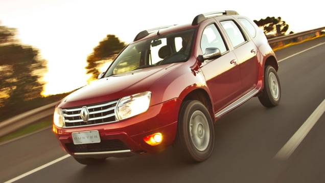 Duster é baseado na versão feita pela romena Dacia | <a href="https://quatrorodas.abril.com.br/carros/lancamentos/renault-duster-642260.shtml" rel="migration">Leia mais</a> Duster é baseado na versão feita pela romena Dacia | <a href="https://quatrorodas.abril.com.br/carros/lancamentos/renault-duster-642260.shtml" rel="migration">Leia mais</a>