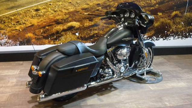Carenagem asa de morcego chama atenção | <a href="https://quatrorodas.abril.com.br/moto/noticias/h-d-street-glide-versao-2012-642201.shtml" rel="migration">Leia mais</a> Carenagem asa de morcego chama atenção | <a href="https://quatrorodas.abril.com.br/moto/noticias/h-d-street-glide-versao-2012-642201.shtml" rel="migration">Leia mais</a>