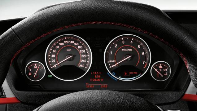 <a href="https://quatrorodas.abril.com.br/carros/lancamentos/bmw-serie-3-643331.shtml" rel="migration">Leia Mais</a> <a href="https://quatrorodas.abril.com.br/carros/lancamentos/bmw-serie-3-643331.shtml" rel="migration">Leia Mais</a>