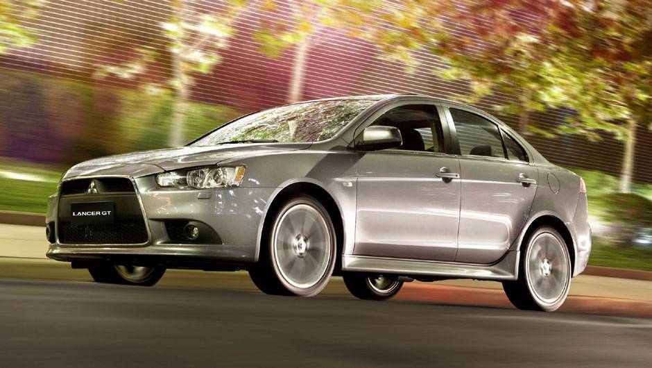 Sed&atilde; chega com pre&ccedil;o inicial de R$ 67.990 | <a href="https://quatrorodas.abril.com.br/carros/lancamentos/mitsubishi-lancer-644557.shtml" rel="migration">Leia mais</a>