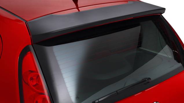 ...assim como o spoiler traseiro. <a href="https://quatrorodas.abril.com.br/carros/lancamentos/novo-fiat-palio-645462.shtml" rel="migration">Leia mais</a>