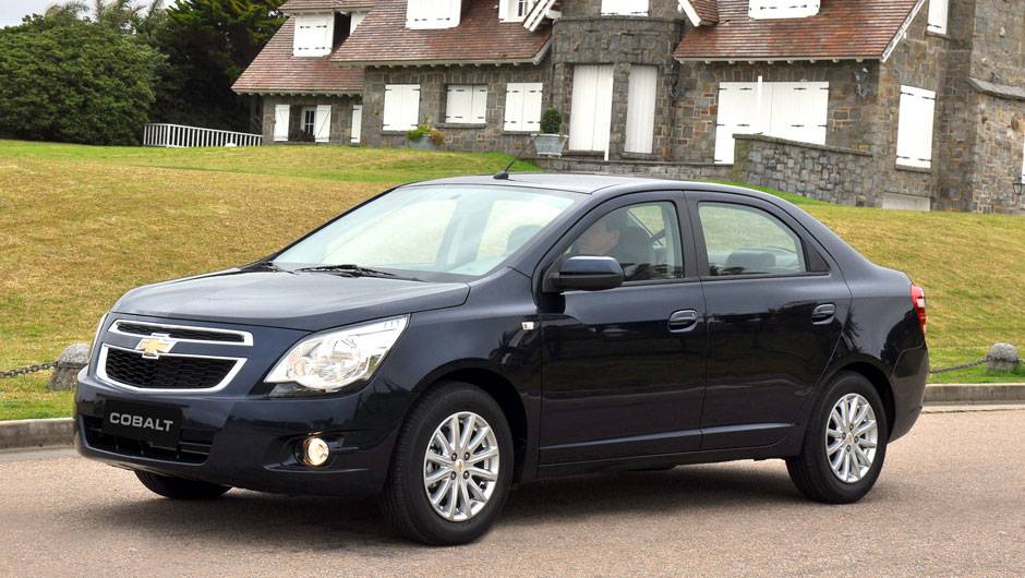 A plataforma do Cobalt &eacute; derivada da usada no compacto Sonic <a href="https://quatrorodas.abril.com.br/carros/lancamentos/chevrolet-cobalt-645517.shtml" rel="migration">Leia mais</a>