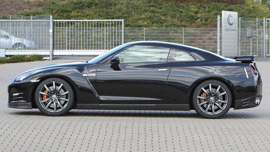 Ele chega aos showrooms da Europa em janeiro | <a href="http://quatrorodas.abril.com.br/noticias/nissan-faz-melhorias-gt-r-306767_p.shtml" rel="migration">Leia mais</a>