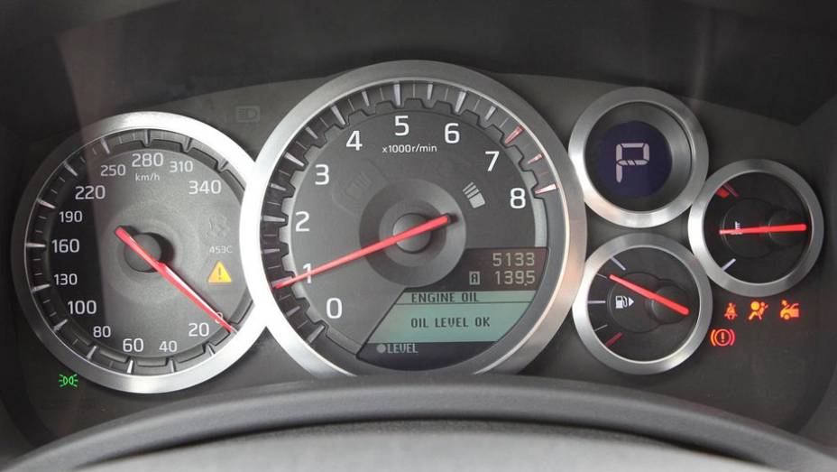 <a href="http://quatrorodas.abril.com.br/noticias/nissan-faz-melhorias-gt-r-306767_p.shtml" rel="migration">Leia mais</a>