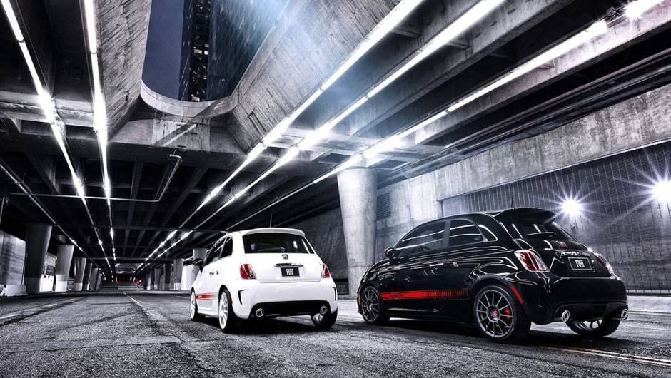 Suspens&atilde;o revisada equipa o Abarth | <a href="https://quatrorodas.abril.com.br/reportagens/salao/fiat-500-abarth-646523.shtml" rel="migration">Leia mais</a>