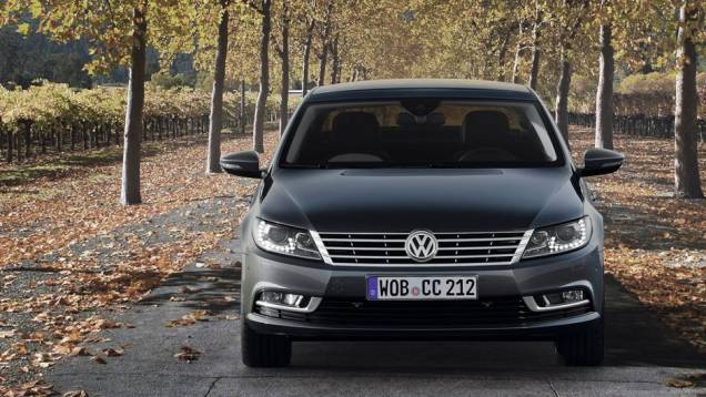 <a href="https://quatrorodas.abril.com.br/reportagens/salao/volkswagen-passat-cc-646509.shtml" rel="migration">Leia mais</a> <a href="https://quatrorodas.abril.com.br/reportagens/salao/volkswagen-passat-cc-646509.shtml" rel="migration">Leia mais</a>