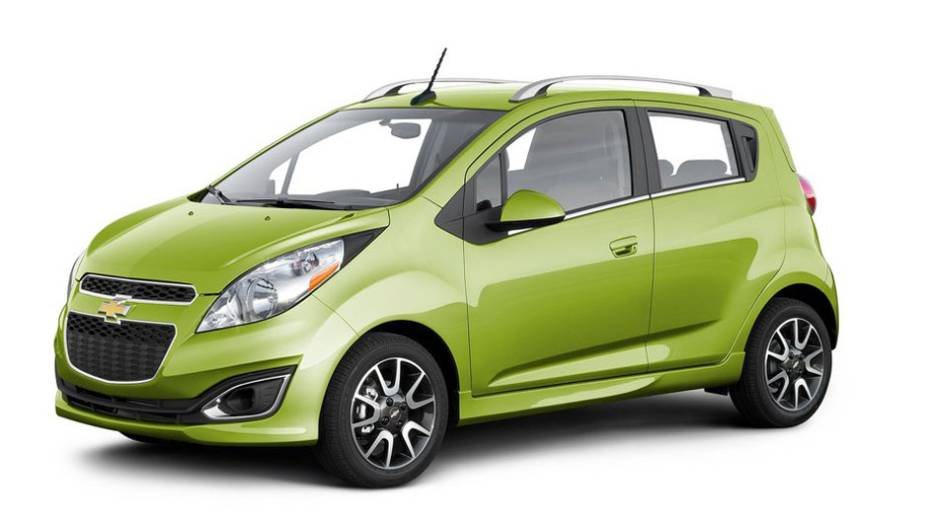 O compacto está previsto para chegar ao mercado na metade de 2012 | <a href="https://quatrorodas.abril.com.br/reportagens/salao/chevrolet-spark-646704.shtml" rel="migration">Leia mais</a>