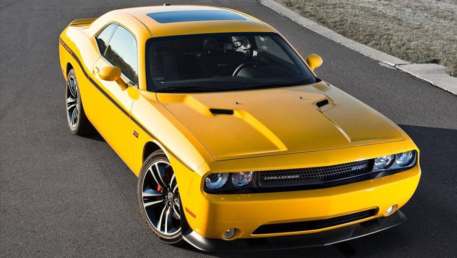 Yellow Jacket fez sua estreia mundial no Sal&atilde;o de Los Angeles | <a href="https://quatrorodas.abril.com.br/reportagens/salao/dodge-challenger-srt8-srt8-392-yellow-jacket-646706.shtml" rel="migration">Leia mais</a>