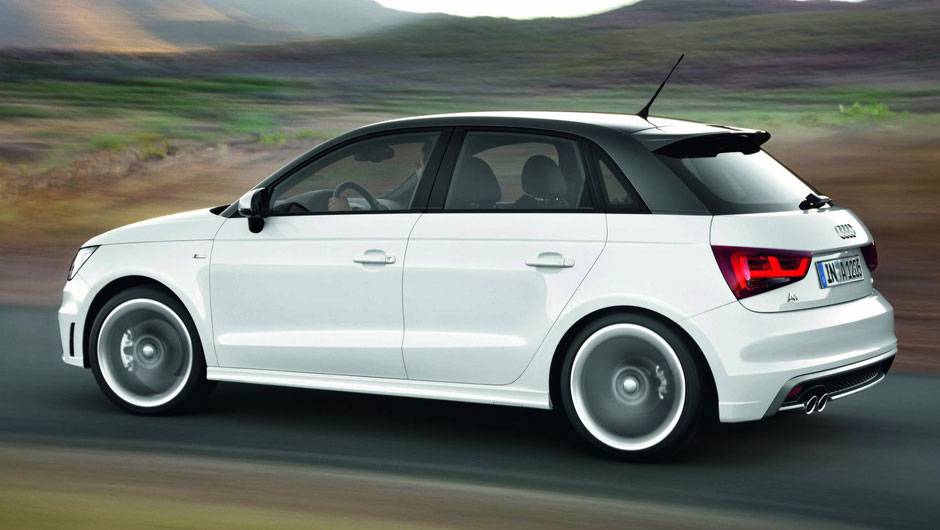 Branco est&aacute; na moda. Que tal comprar um A1 nesta cor? | <a href="https://quatrorodas.abril.com.br/carros/lancamentos/audi-a1-sportback-646768.shtml" rel="migration">Leia mais</a>