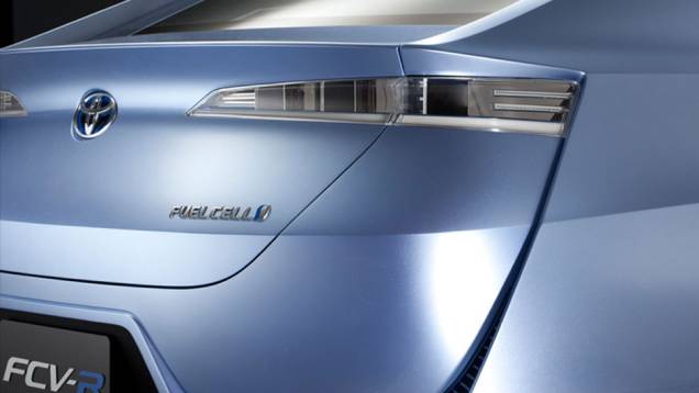 Toyota diz que pode produzir o FCV-R em 2015 Toyota diz que pode produzir o FCV-R em 2015