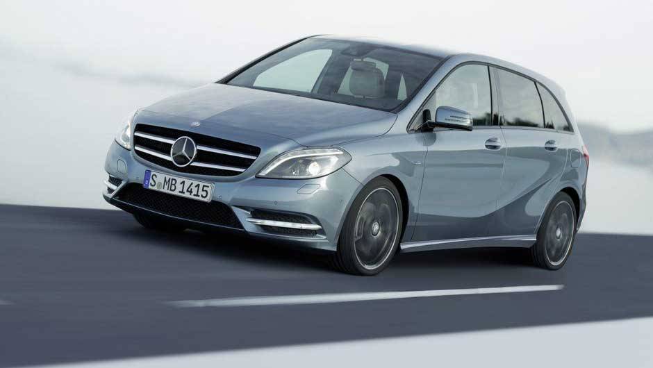 Com tantos itens de s&eacute;rie, o Classe B faz jus ao nome Mercedes-Benz. <a href="https://quatrorodas.abril.com.br/carros/lancamentos/mercedes-benz-classe-b-637678.shtml" rel="migration">Leia mais</a>