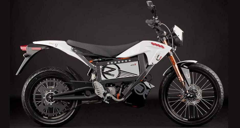 S Zero pode chegar aos 140 km/h, segundo a fabricante | <a href="https://quatrorodas.abril.com.br/moto/noticias/zero-versao-2012-675928.shtml" rel="migration">Leia mais</a> S Zero pode chegar aos 140 km/h, segundo a fabricante | <a href="https://quatrorodas.abril.com.br/moto/noticias/zero-versao-2012-675928.shtml" rel="migration">Leia mais</a>