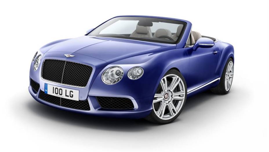 Segundo a Bentley, tanto o GT quanto o GTC aceleram de 0 a 100 km/h em menos de cinco segundos | Leia mais