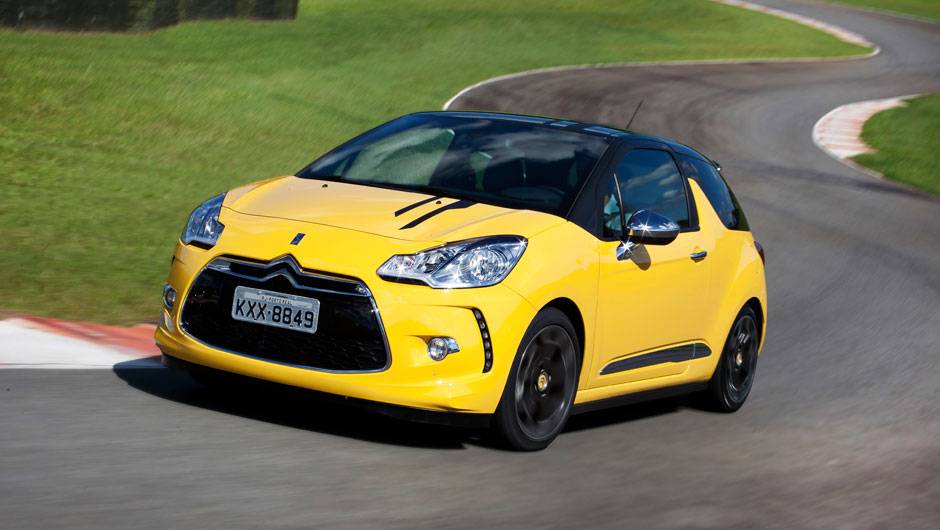 O motor 1.6 THP tem fun&ccedil;&atilde;o Overbooster, que faz o carro ganhar velocidade com facilidade em retomadas e acelera&ccedil;&otilde;es | <a href="https://quatrorodas.abril.com.br/carros/lancamentos/citroen-ds3-685732.shtml" rel="migration">Leia mais</a>