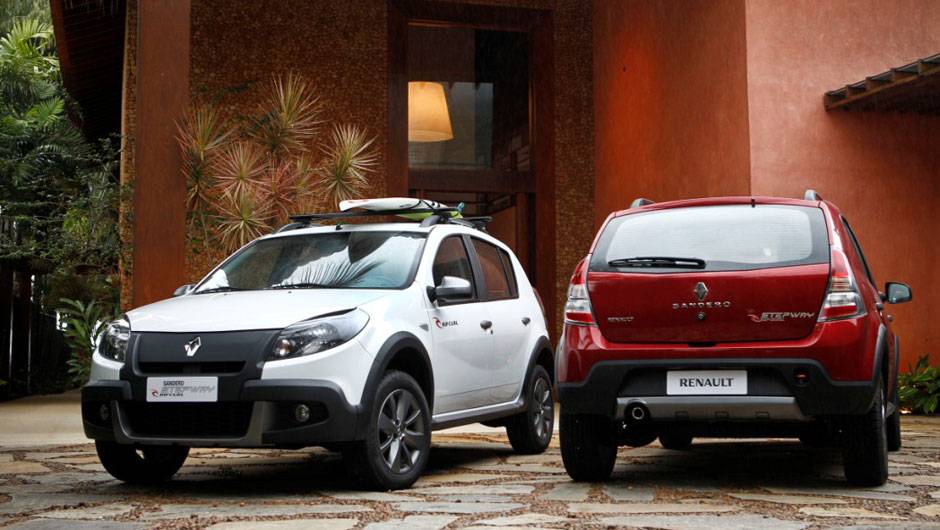 Vers&atilde;o ter&aacute; 4.300 unidades produzidas | <a href="https://quatrorodas.abril.com.br/noticias/renault-sandero-stepway-ganha-serie-limitada-rip-curl-318372_p.shtml" rel="migration">Leia mais</a>