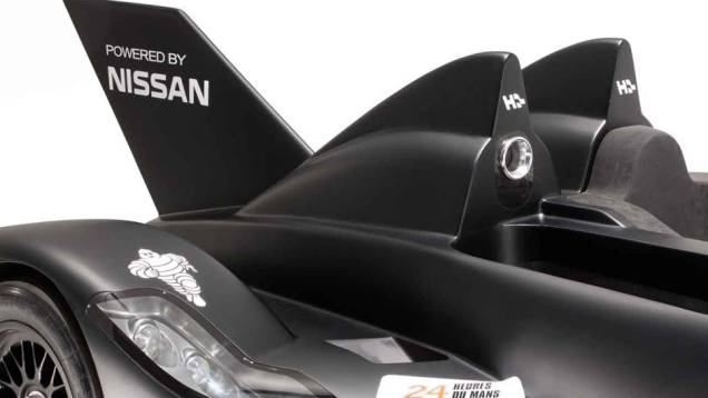 Marca contou com ajuda de profissionais do meio do automobilismo para desenvolver o protótipo | <a href="https://quatrorodas.abril.com.br/noticias/nissan-testa-veiculo-competicao-deltawing-318447_p.shtml" rel="migration">Leia mais</a> Marca contou com ajuda de profissionais do meio do automobilismo para desenvolver o protótipo | <a href="https://quatrorodas.abril.com.br/noticias/nissan-testa-veiculo-competicao-deltawing-318447_p.shtml" rel="migration">Leia mais</a>