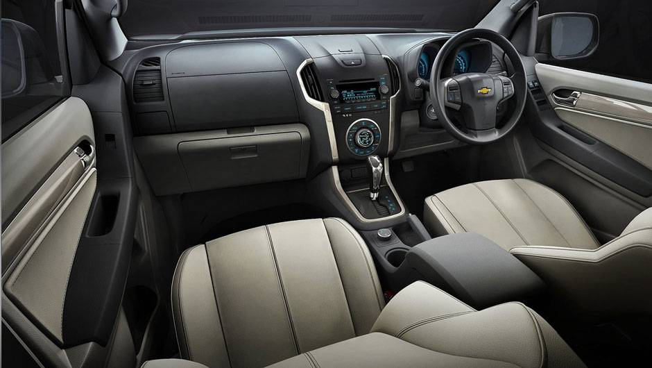 Ser&atilde;o duas vers&otilde;es de acabamento, batizadas com as j&aacute; conhecidas nomenclaturas LT e LTZ | <a href="https://quatrorodas.abril.com.br/salao-do-automovel/2012/carros/s10-grand-blazer-704027.shtml" rel="migration">Leia mais</a>