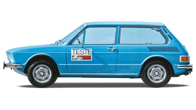 Brasilia - Desenvolvida no Brasil, ela foi o maior sucesso da VW, depois do Fusca. Do início, em 1974, até sair de linha, em 1981, vendeu 950 000 carros. Tinha plataforma derivada do Karmann Ghia e motor 1600 a ar.