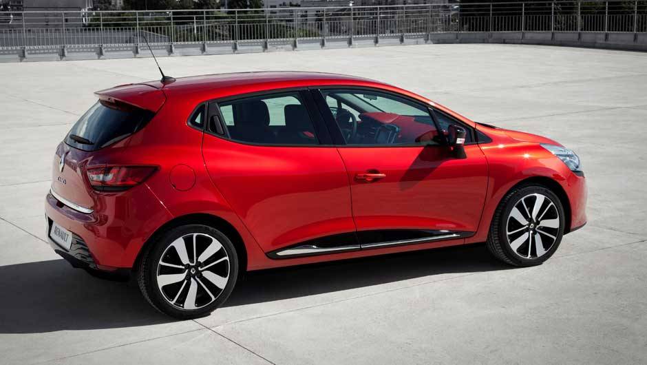 O pre&ccedil;o da vers&atilde;o de topo &eacute; de 19.900 euros. | <a href="https://quatrorodas.abril.com.br/saloes/paris/2012/renault-clio-702424.shtml" rel="migration">Leia mais</a>
