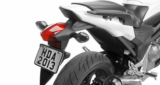 A NC 700X é uma das grandes novidades da linha 2013 | <a href="https://quatrorodas.abril.com.br/moto/noticias/honda-nc-700x-made-in-manaus-691787.shtml" rel="migration">Leia mais</a>