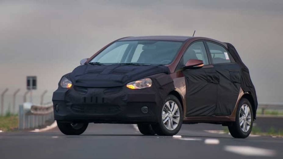 O único item de série confirmado pela Hyundai para o HB20 é o airbag duplo; enquanto a a legislação não obriga, sistema de freios ABS será oferecido somente como opcional | <a href="http://quatrorodas.abril.com.br/carros/lancamentos/novo-hyundai-sera-chama" rel="migration"></a>