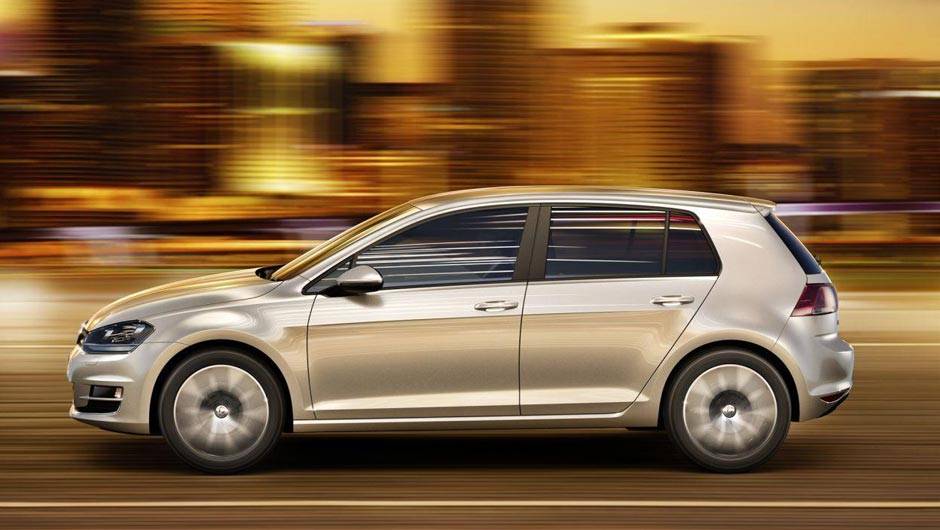 Propulsores diesel disponibilizar&atilde;o entre 90 cv e 190 cv | <a href="https://quatrorodas.abril.com.br/saloes/paris/2012/golf-chega-setima-geracao-702391.shtml" rel="migration">Leia mais</a>