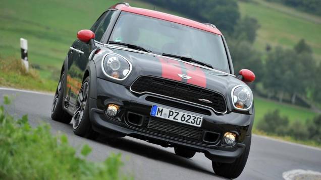 Mini anunciou a versão JCW do Countryman