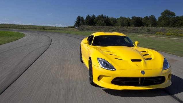 SRT Viper pesa 1.521 kg, 45 kg a menos que seu antecessor SRT Viper pesa 1.521 kg, 45 kg a menos que seu antecessor