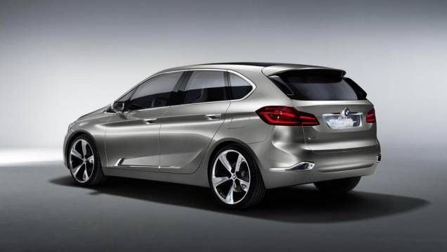 BMW Concept Active Tourer | <a href="https://quatrorodas.abril.com.br/saloes/paris/2012/bmw-concept-active-tourer-702454.shtml" rel="migration">Leia mais</a>