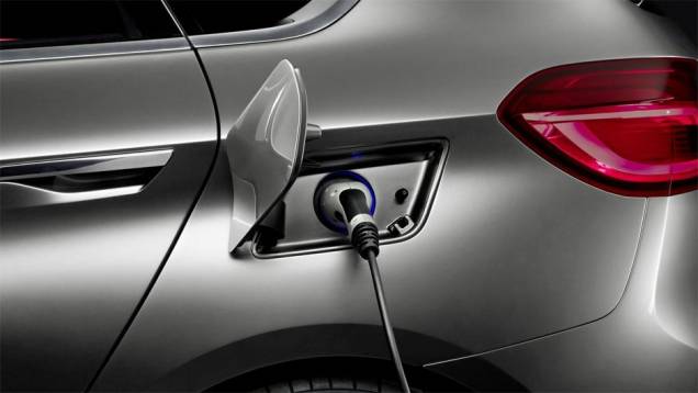 BMW Concept Active Tourer | <a href="https://quatrorodas.abril.com.br/saloes/paris/2012/bmw-concept-active-tourer-702454.shtml" rel="migration">Leia mais</a>