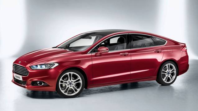 O carro tem uma versão sedã... | <a href="https://quatrorodas.abril.com.br/saloes/paris/2012/ford-mondeo-702566.shtml" rel="migration">Leia mais</a>