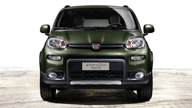 O Panda 4x4 será oferecido nas versões 0.9 TwinAir Turbo, com 85 cv, e 1.3 Multijet II a diesel, que entrega 75 cv. | <a href="%20https://quatrorodas.abril.com.br/saloes/paris/2012/fiat-panda-4x4-702561.shtml" rel="migration">Leia mais</a>