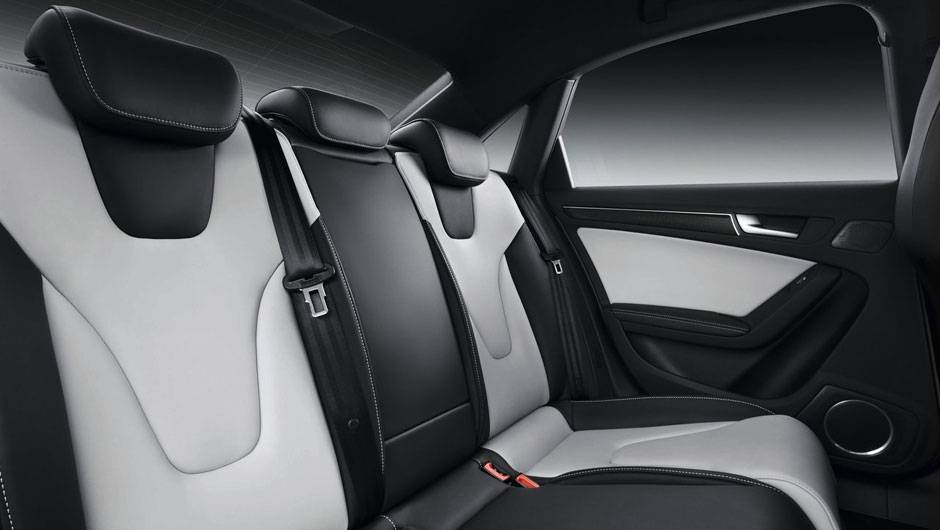 Espa&ccedil;o interno do S4 | <a href="https://quatrorodas.abril.com.br/noticias/fabricantes/audi-traz-modelos-s4-ao-brasil-704081.shtml" rel="migration">Leia mais</a>
