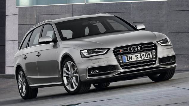 Outro item presente nos modelos S4 é o sistema Audi Drive Select | <a href="https://quatrorodas.abril.com.br/noticias/fabricantes/audi-traz-modelos-s4-ao-brasil-704081.shtml" rel="migration">Leia mais</a> Outro item presente nos modelos S4 é o sistema Audi Drive Select | <a href="https://quatrorodas.abril.com.br/noticias/fabricantes/audi-traz-modelos-s4-ao-brasil-704081.shtml" rel="migration">Leia mais</a>