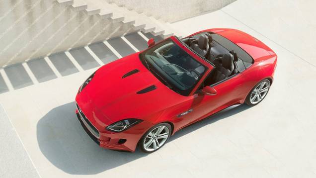 Jaguar F-Type | <a href="https://quatrorodas.abril.com.br/salao-do-automovel/2012/carros/f-type-704041.shtml" rel="migration">Leia mais</a>