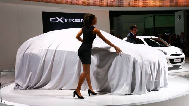 A Nissan fez o lançamento do Extrem no Salão do Automóvel | <a href="https://quatrorodas.abril.com.br/salao-do-automovel/2012/carros/extrem-708786.shtml" rel="migration">Leia mais</a>