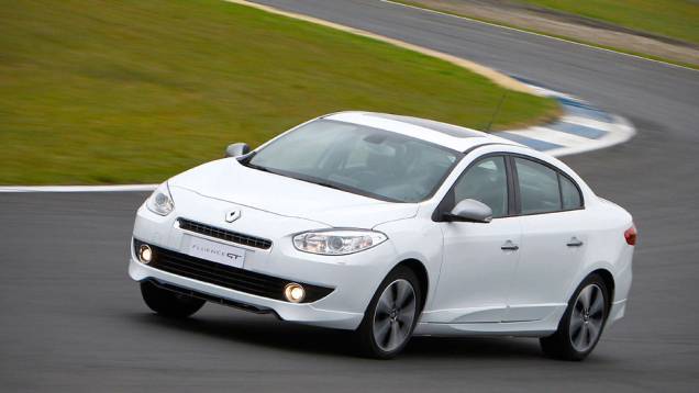 O Fluence GT é criado pela Renault Sport, responsável pela preparação dos modelos esportivos da marca | <a href="https://quatrorodas.abril.com.br/carros/lancamentos/renault-fluence-gt-721405.shtml" rel="migration">Leia mais</a>