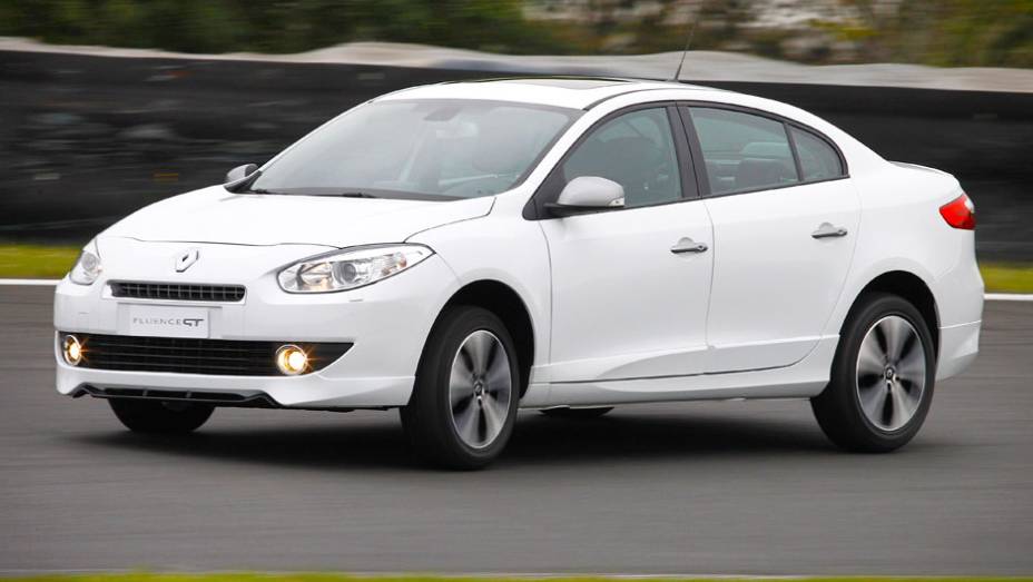 O Fluence GT é criado pela Renault Sport, responsável pela preparação dos modelos esportivos da marca | <a href="https://quatrorodas.abril.com.br/carros/lancamentos/renault-fluence-gt-721405.shtml" rel="migration">Leia mais</a>