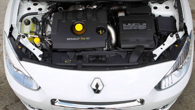 O Fluence GT é criado pela Renault Sport, responsável pela preparação dos modelos esportivos da marca | <a href="https://quatrorodas.abril.com.br/carros/lancamentos/renault-fluence-gt-721405.shtml" rel="migration">Leia mais</a>