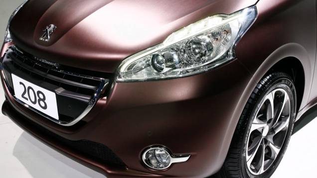 Peugeot 208 | <a href="http://quatrorodas.abril.com.br/salao-do-automovel/2012/carros/208-709089.shtml" rel="migration">Leia mais</a>