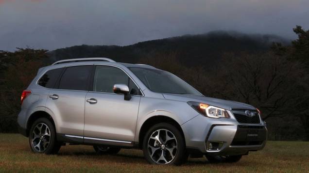 Subaru Forester 2013 | <a href="https://quatrorodas.abril.com.br/saloes/los-angeles/2012/subaru-forester-723925.shtml" rel="migration">Leia mais</a>