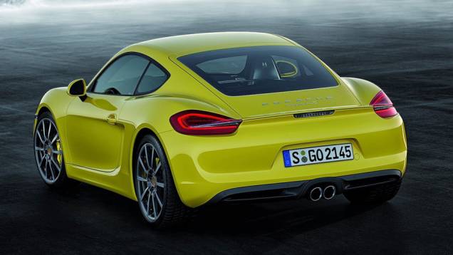 O modelo foi produzido tendo como base o roadster Boxster | <a href="https://quatrorodas.abril.com.br/saloes/los-angeles/2012/porsche-cayman-coupe-724529.shtml" rel="migration">Leia mais</a> O modelo foi produzido tendo como base o roadster Boxster | <a href="https://quatrorodas.abril.com.br/saloes/los-angeles/2012/porsche-cayman-coupe-724529.shtml" rel="migration">Leia mais</a>