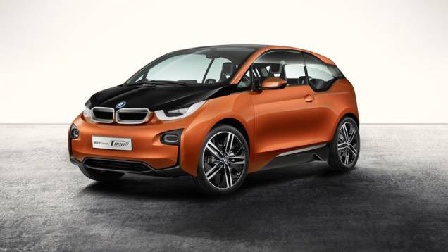 Uma estreia da BMW em Los Angeles é o i3 Coupe Concept | <a href="https://quatrorodas.abril.com.br/saloes/los-angeles/2012/bmw-i3-coupe-concept-724055.shtml" rel="migration">Leia mais</a>