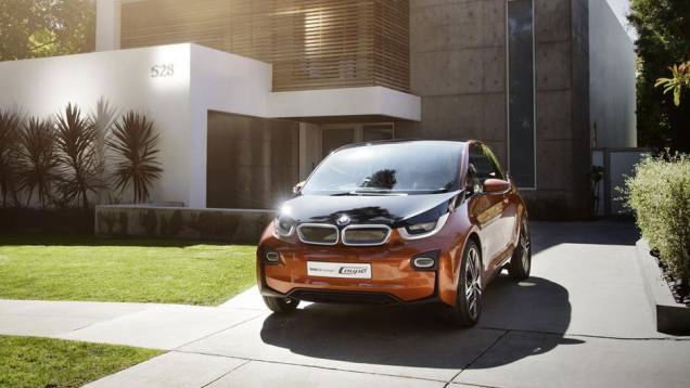 O motor utilizado no i3 Coupe Concept é movido a eletricidade e entrega 170 cv | <a href="https://quatrorodas.abril.com.br/saloes/los-angeles/2012/bmw-i3-coupe-concept-724055.shtml" rel="migration">Leia mais</a>