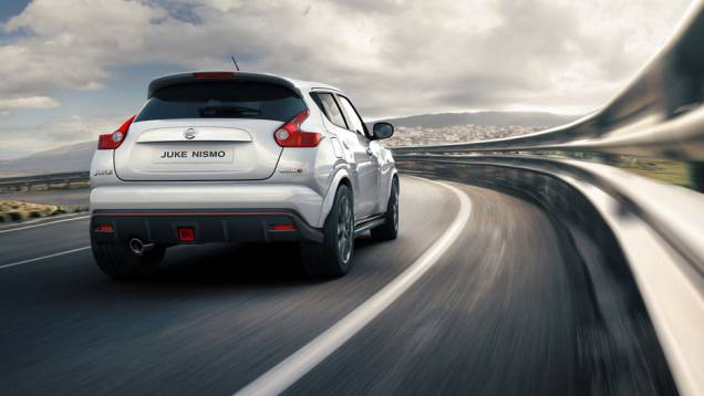 Segundo a Nissan, Juke Nismo vai aos 100 km/h em 7s8 | <a href="https://quatrorodas.abril.com.br/noticias/nissan-revela-juke-nismo-725662.shtml" rel="migration">Leia mais</a> Segundo a Nissan, Juke Nismo vai aos 100 km/h em 7s8 | <a href="https://quatrorodas.abril.com.br/noticias/nissan-revela-juke-nismo-725662.shtml" rel="migration">Leia mais</a>