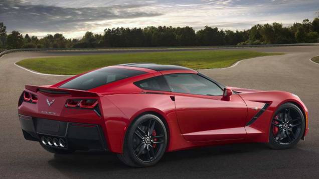 Há quem diga que o novo Corvette ficou parecido demais com o SRT Viper. E aí, o que você acha? | <a href="https://quatrorodas.abril.com.br/saloes/detroit/2013/chevrolet-corvette-stingray-730871.shtml" rel="migration">Leia mais</a> Há quem diga que o novo Corvette ficou parecido demais com o SRT Viper. E aí, o que você acha? | <a href="https://quatrorodas.abril.com.br/saloes/detroit/2013/chevrolet-corvette-stingray-730871.shtml" rel="migration">Leia mais</a>