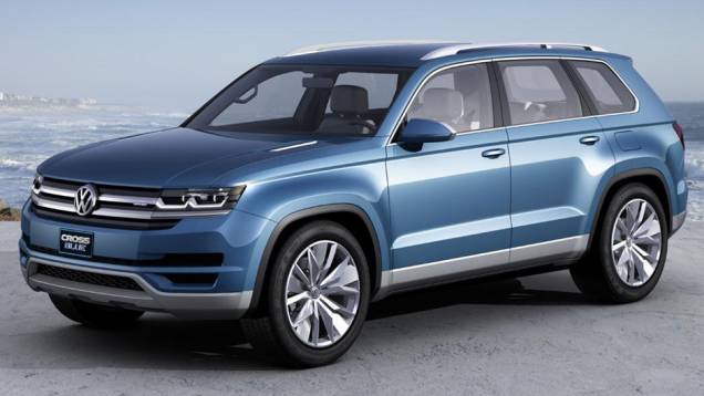 A Volkswagen está apresentando o CrossBlue concept neste Salão de Detroit | <a href="https://quatrorodas.abril.com.br/saloes/detroit/2013/vw-crossblue-concept-730934.shtml" rel="migration">Leia mais</a>